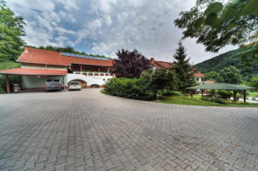 Hetényi Apartmanház és Birtok